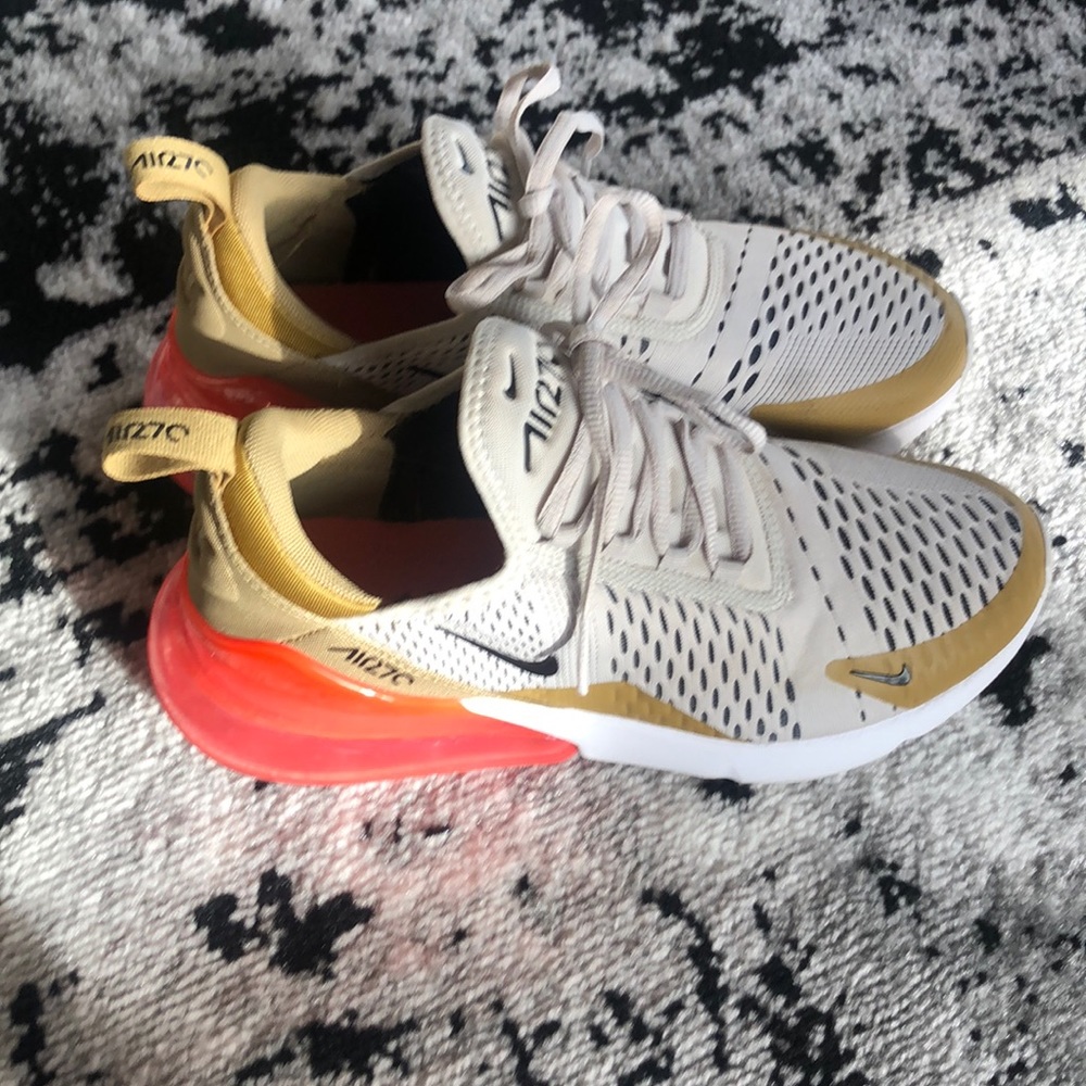Nike Air Max 270